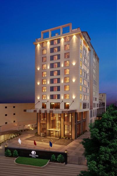 Doubletree By Hilton Varanasi photo 1