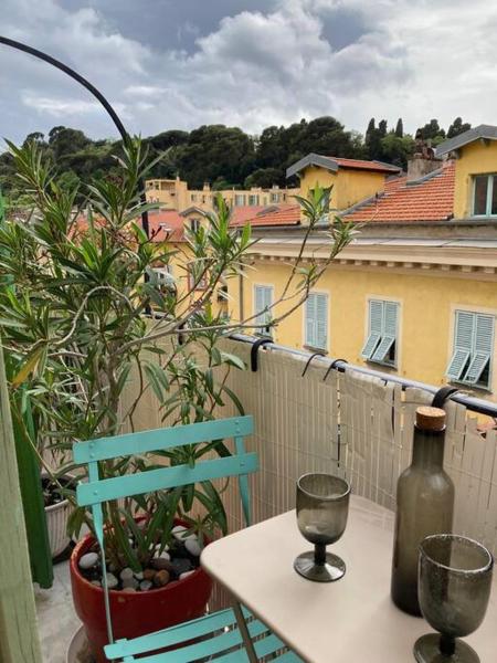 A la foto es mostra l'objecte Charmant deux pièces dans le quartier du Port situat a la ciutat de Niça.