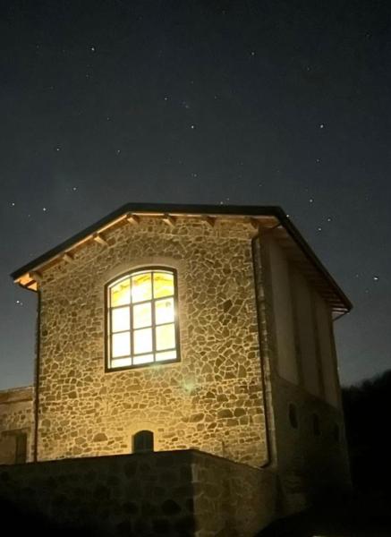 Nella foto è visibile l'oggetto Fuoridicampo beige situato nella città di Scurano.