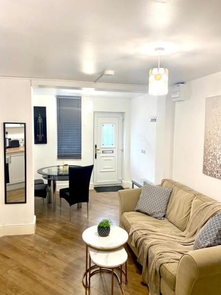 A la foto es mostra l'objecte Furnished 1 bedroom apartment situat a la ciutat de Bristol.