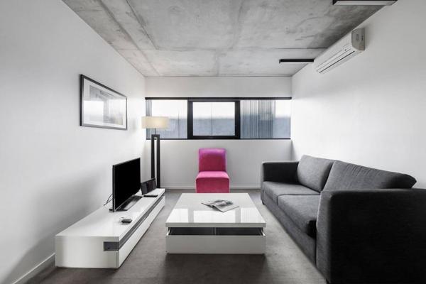 Foto 1: Refresh at Rhapsody - City-Fringe Contemporary