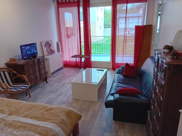 A la foto es mostra l'objecte Relais GLASSDELL situat a la ciutat de Freyming-Merlebach.