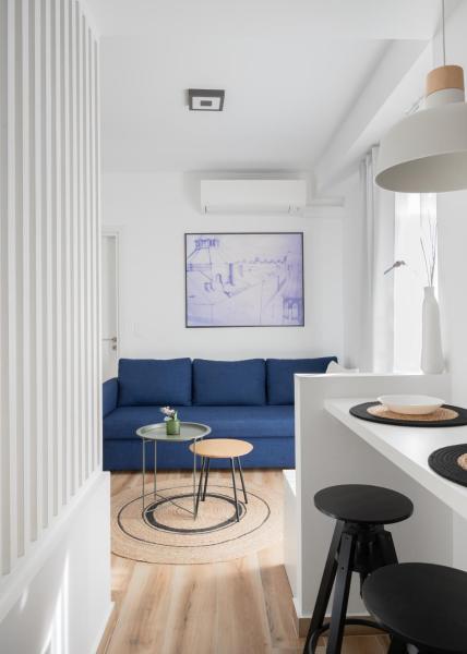 Alyvia Central Apartment 2 - Янина