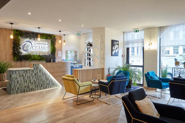 Na zdjęciu widoczny jest obiekt The Originals City, Hôtel Les Océanes, Lorient położony w mieście Lorient.