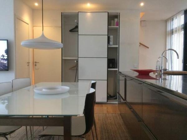 Exclusive 2 level Etage next to Arlanda-City Metro, Estocolmo