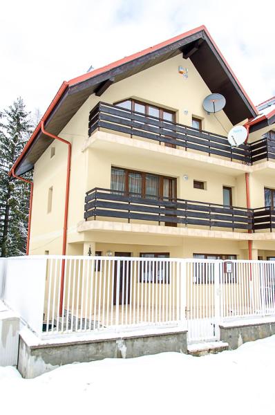 A la foto es mostra l'objecte Holiday Vila Predeal situat a la ciutat de Predeal.
