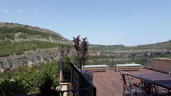 A la foto es mostra l'objecte Alizaque Lodge situat a la ciutat de Cuenca.