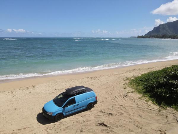 A la foto es mostra l'objecte HW Campervan Rental NO CAMPGROUND situat a la ciutat de Hauula.