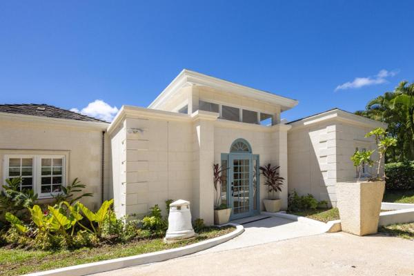 Lonetrees - Large Luxury Private Villa W Pool - Barbados