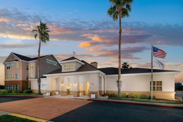 A la foto es mostra l'objecte Homewood Suites by Hilton Corpus Christi situat a la ciutat de Corpus Christi.