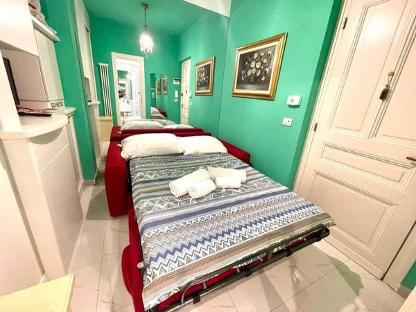 Na fotografii je vidět objekt Suite Cavalieri di Rodi 6 - Ospedaletti nacházející se ve městě Ospedaletti.
