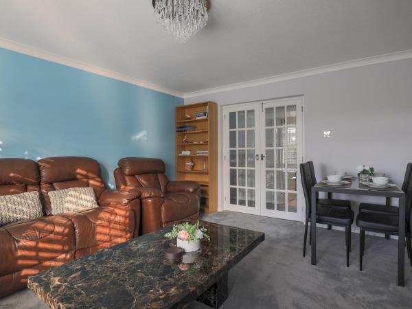Cosy And Homely Apartment In Central Windsor - Pass The Keys - Slough