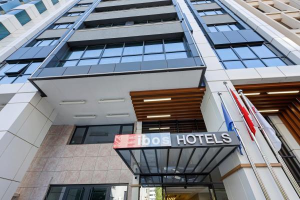 A la foto es mostra l'objecte İbos Hotels Izmir situat a la ciutat de Esmirna.