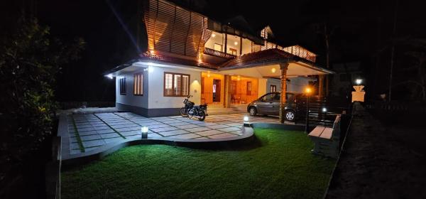 A la foto es mostra l'objecte Thekkumbath Sea Breeze Pool villa situat a la ciutat de Māttūl.