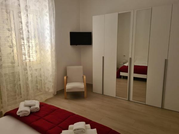 A la foto es mostra l'objecte Casa del papà situat a la ciutat de Noto.