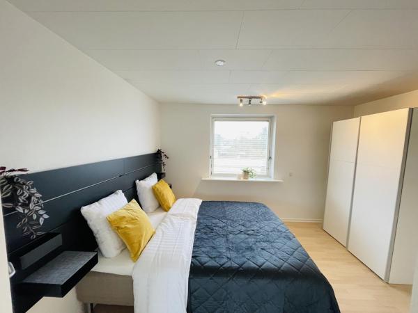 Kuvassa näkyy kohde aday - Modern 3 bedrooms apartment in Svenstrup, joka sijaitsee kaupungissa Store Restrup.