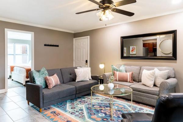 Downtown Nashville Condo, Walk To Broadway With Free Parking - ANU, Nashville