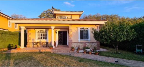 A la foto es mostra l'objecte Casa Rural El Camino de Yuste situat a la ciutat de Cuacos de Yuste.