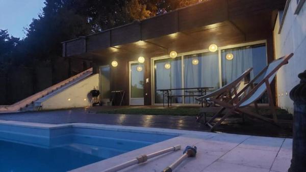 Na fotografii je vidět objekt ZAGREB HOUSE MEDVEŠČINA/WITH POOL nacházející se ve městě Kašina.