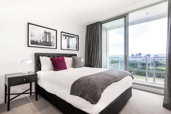 Boutique Stays - The Fawkner - St Kilda