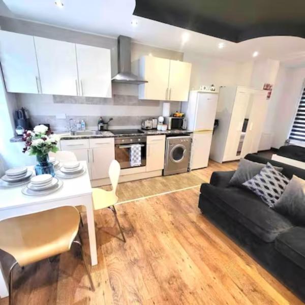 Studio Flat in Fitzrovia- Near Major Attractions!, London