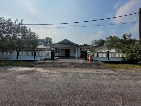 Na foto é possível ver o objeto Homestay Melor Serendah localizado na cidade de Serendah.