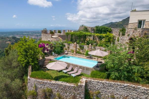 A la foto es mostra l'objecte Villa La Rocca situat a la ciutat de Camaiore.