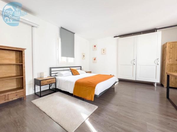 Auf dem Foto ist das Objekt Punta del Forno Tirabora Short Rent in der Stadt Triest zu sehen.