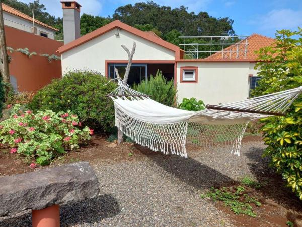 Na zdjęciu widoczny jest obiekt Peaceful place in Porto Moniz położony w mieście Salão.