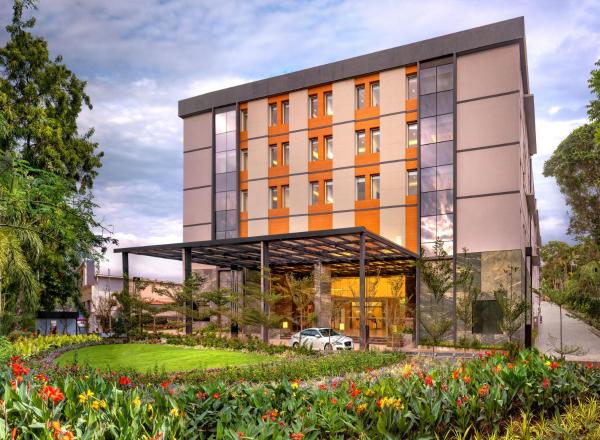 A la foto es mostra l'objecte O by Tamara Coimbatore situat a la ciutat de Singānallūr.