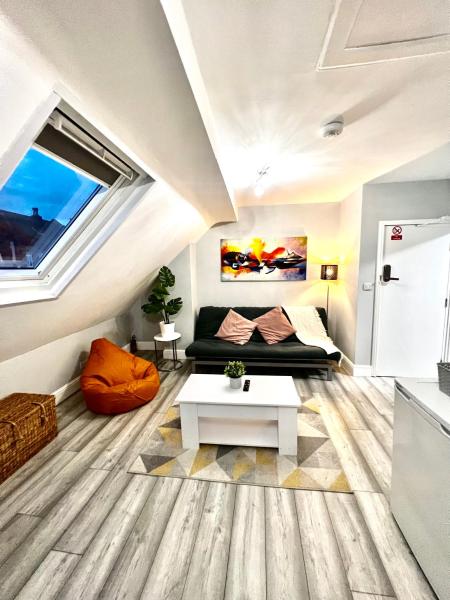 A la foto es mostra l'objecte DVM escape Flat 3 situat a la ciutat de Bristol.