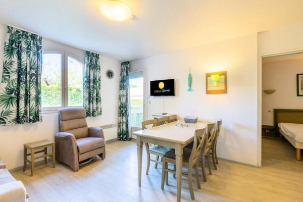 Auf dem Foto ist das Objekt Résidence Saint-Raphaël Valescure - maeva Home - Appartement 2 pièces 6 personnes - Sélection MAE-7084 in der Stadt Valescure zu sehen.