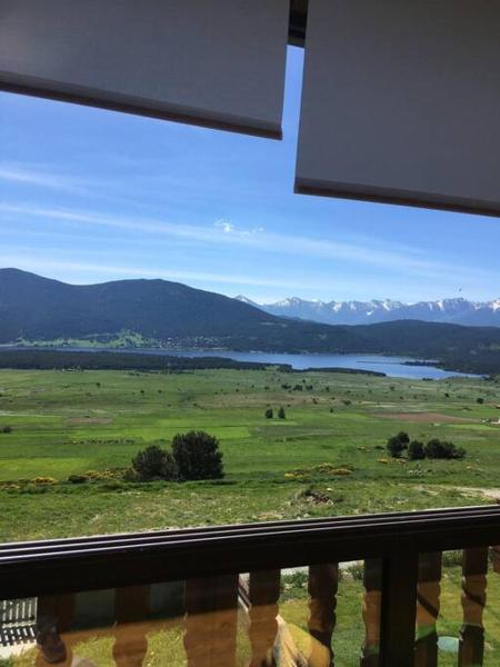 På billedet ses objektet Le Cocon de Marion, Panorama sur lac et montagne! beliggende i byen Les Angles.