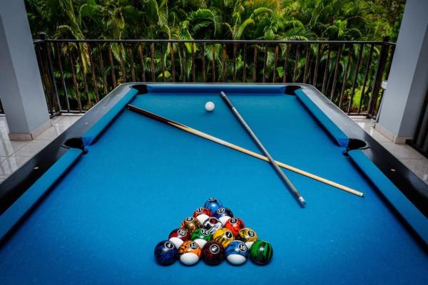 Na fotografii je vidět objekt Green Mountain Studio 2, pool table-7 min to beach nacházející se ve městě Rincón.
