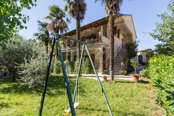 Apartments With Parking Space Porec - 2216 - Poreč