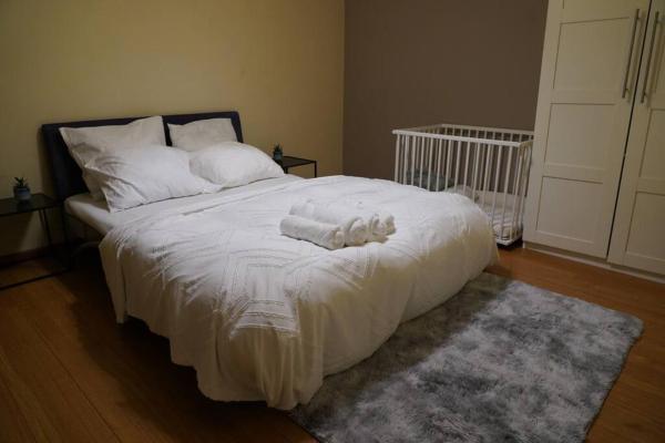 写真にはブリュッセル市にあるFamily Friendly 1 bed appartmentが写っています。