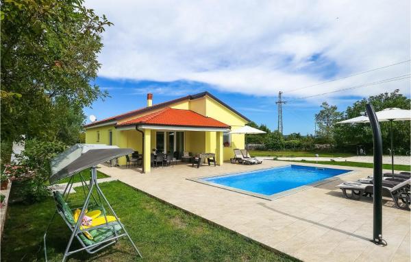 A la foto es mostra l'objecte Villa Fiorina situat a la ciutat de Filipana.