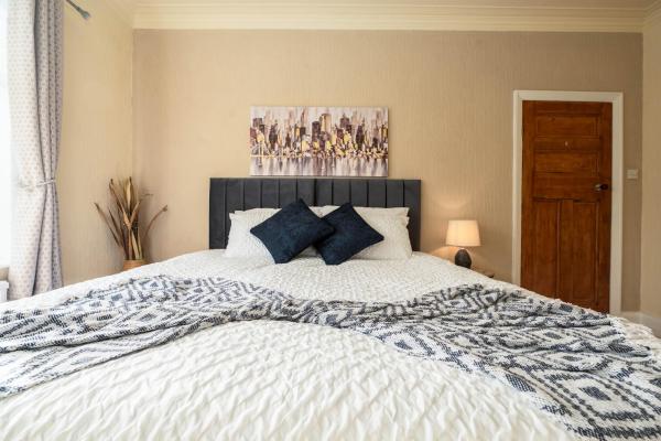 Фотография 9: Spacious flat in central location with parking