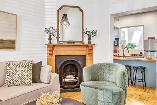 A la foto es mostra l'objecte 'Kingston Mews' A Perfect Parkside Sanctuary situat a la ciutat de Adelaide.