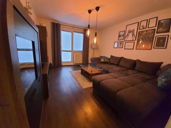 Na zdjęciu widoczny jest obiekt Ferienwohnung Geiseltalsee położony w mieście Gröst.