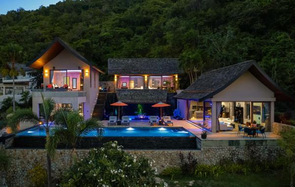 På billedet ses objektet Villa Tiga - Cliffside Seaview Oasis beliggende i byen Koh Samui.