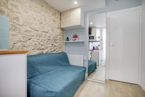Foto 3: Tiny boutique studio in Paris 11