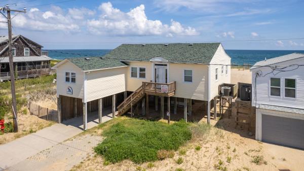 A la foto es mostra l'objecte OCEANFRONT, Ocean views, Dogs Welcome! KH10, Beach House situat a la ciutat de Kitty Hawk.