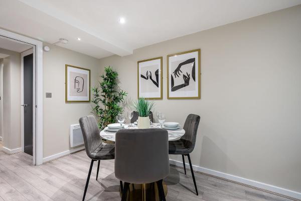 Foto 8: Host & Stay - Halifax House Living