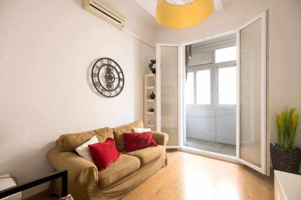 Consell Cent Apartment II 3 domitorios Eixample, Барселона