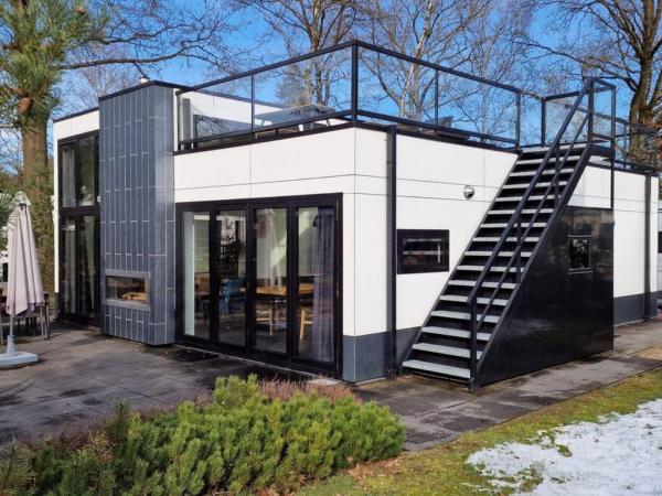 A la foto es mostra l'objecte Holiday Home Maridu Forest Cube situat a la ciutat de Arnhem.