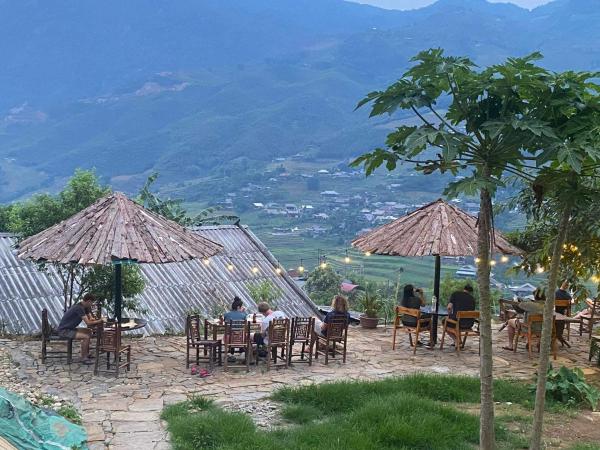 Nella foto è visibile l'oggetto Hmong Sister House and Trekking situato nella città di Hao Su Ngai.