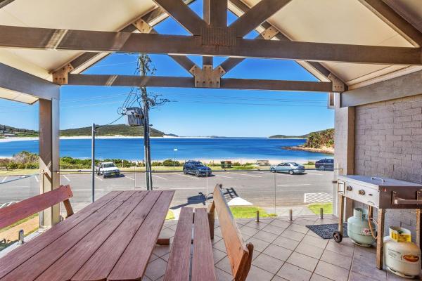 Beach Duplex 72 Marine Dr - Fingal Bay - Nelson Bay
