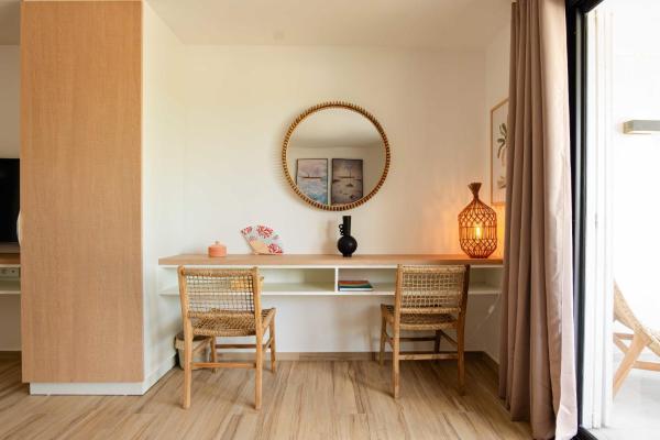 Foto 8: Large studio with beach and pool in Orient Bay