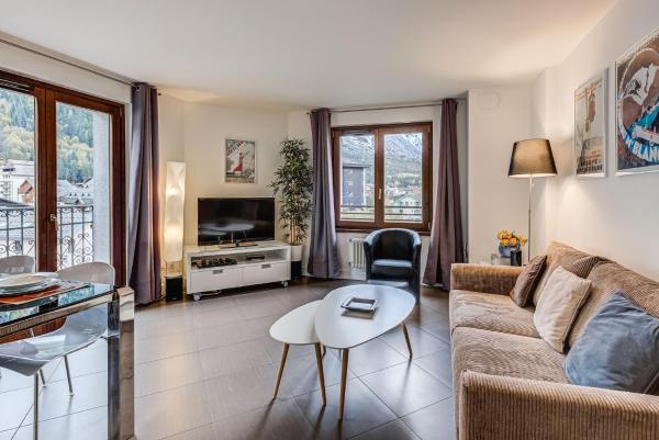 Apartment Alpes Iv, Alpes Agency, Central Chamonix, Sleeps 4 - Chamonix-Mont-Blanc